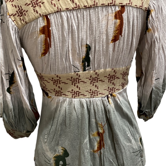 RARE language •flocks of the feather blouse • small - Picture 4 of 7